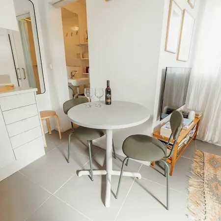 Apartment Modern By Hosty Porto